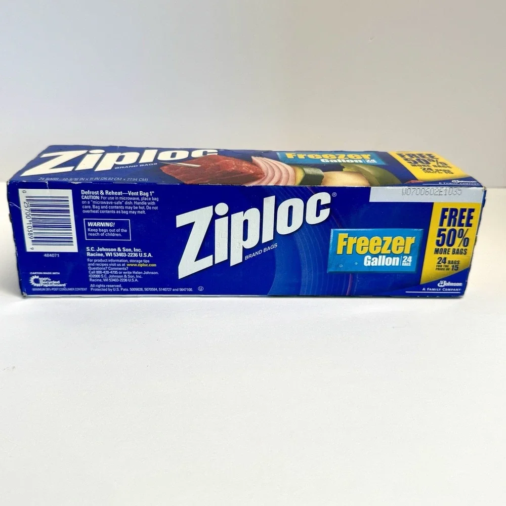 Vintage Ziploc 1 Gallon Freezer Bags Box of 24 New NOS Movie Prop Zip‎ Baggies